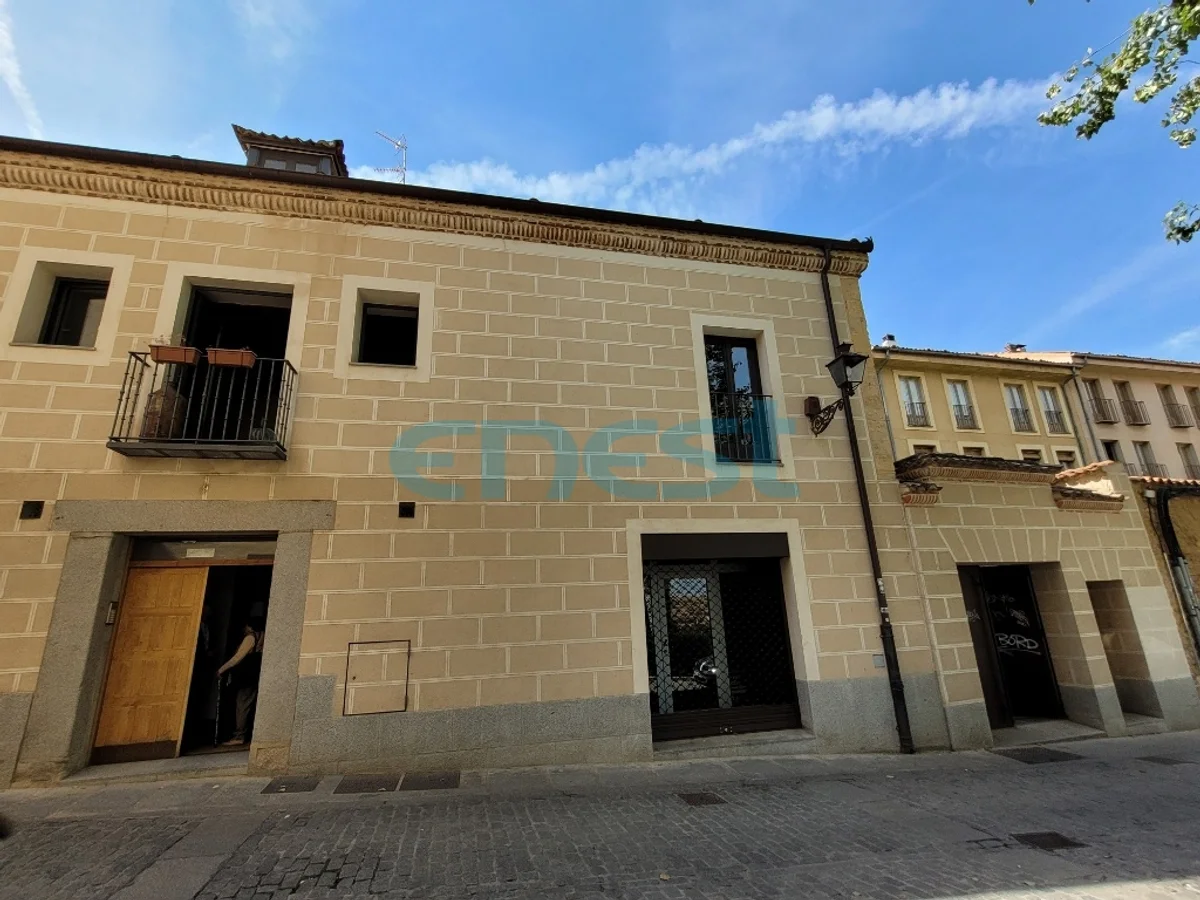 EDIFICIO SEGOVIA CAPITAL