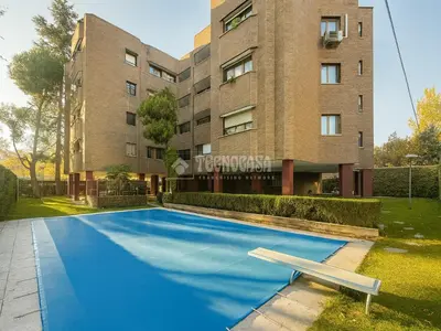 Piso en venta en C. de Agastia