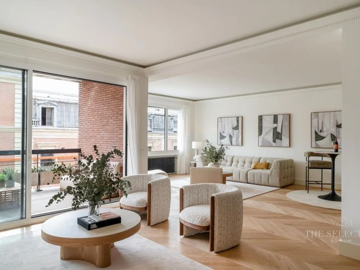 Piso en venta en Madrid (Jeronimos)